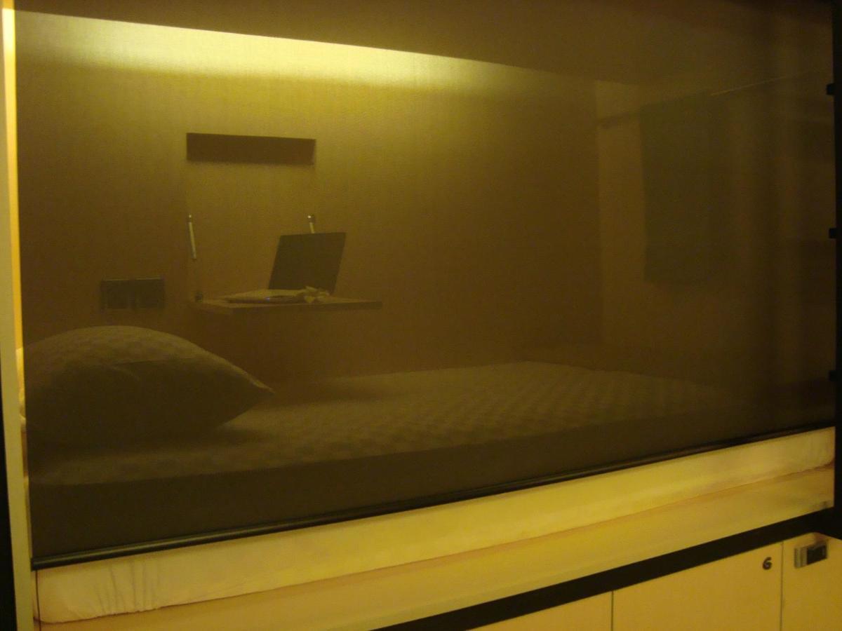 Bali Caps Hostel كوتا المظهر الخارجي الصورة