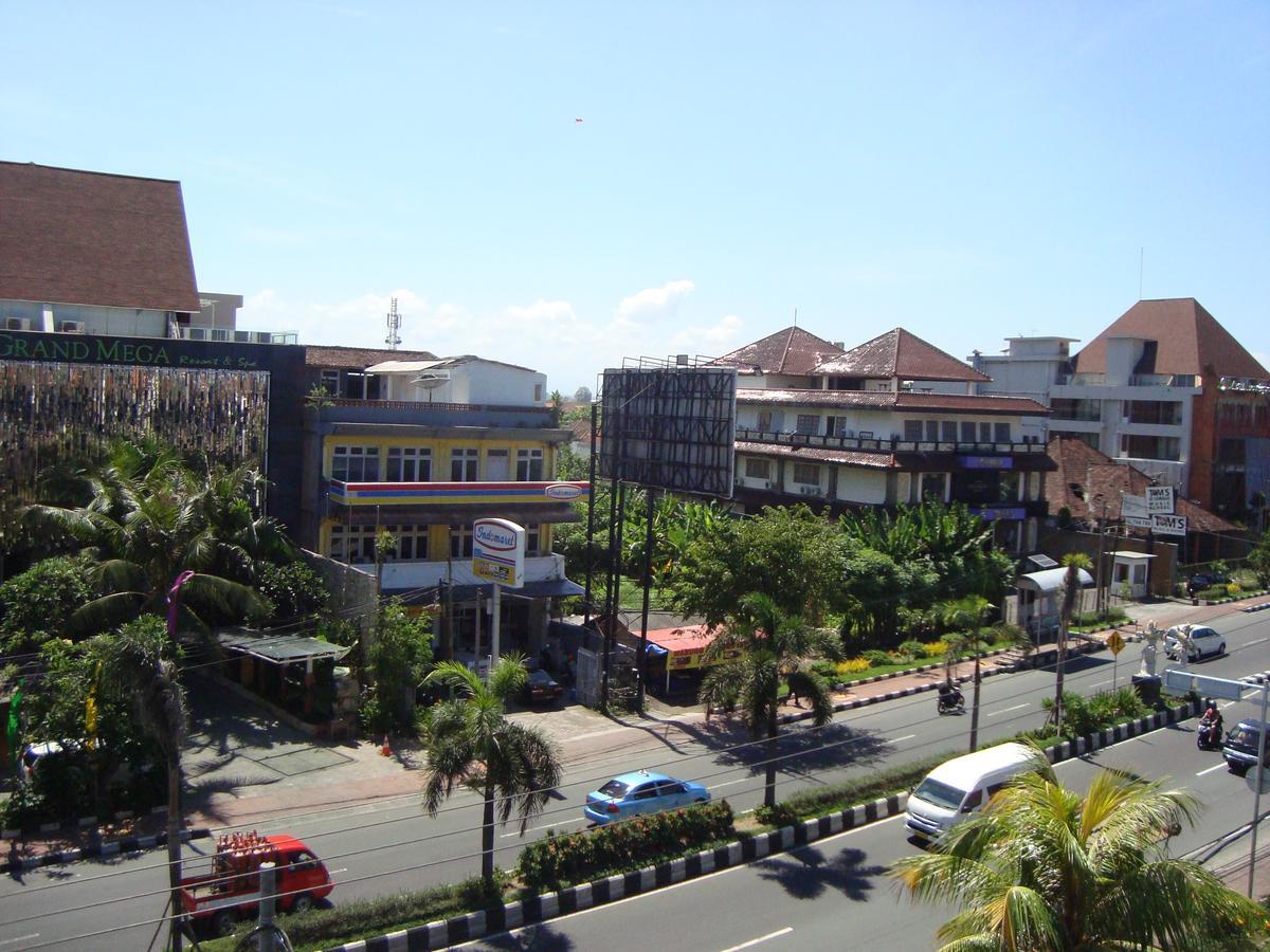 Bali Caps Hostel كوتا المظهر الخارجي الصورة